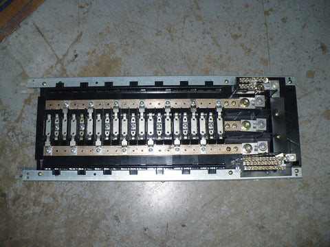 Square D NQOM442L225GSA Main Lug Panelboard, 225 Amp, 42 Circuit, Used